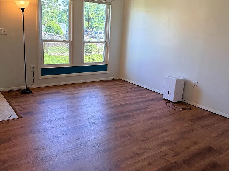 453 Berry Ct — Photo 3