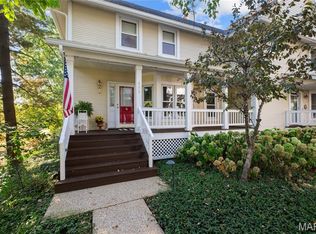 432 Reavis Pl, Saint Louis, MO 63119