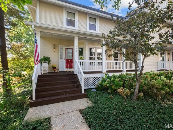 432 Reavis Pl, Saint Louis, MO 63119