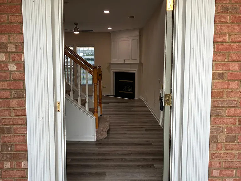 10217 Kendra Ct — Photo 17