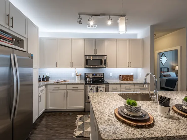 Centra at North Druid Hills