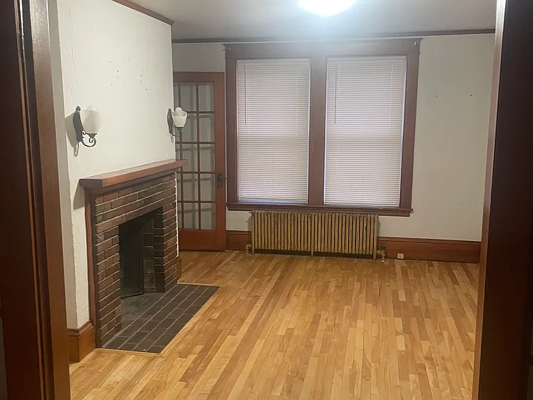 48 Oxford St #1 — Photo 2