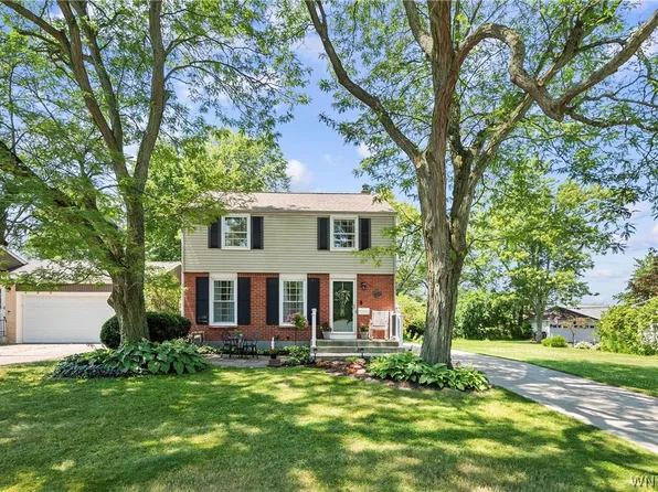 274 Maynard Dr, Amherst, NY 14226
