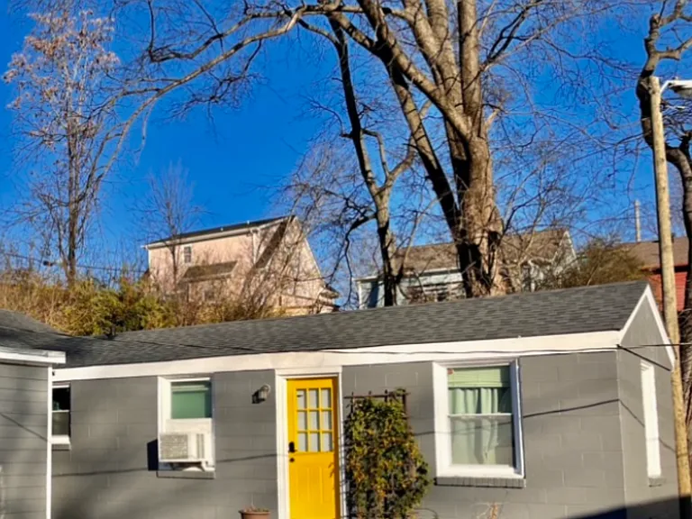 1410 Fatherland St — Photo 10