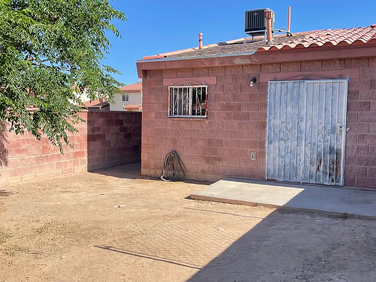 11040 Sunshine Ct — Photo 26