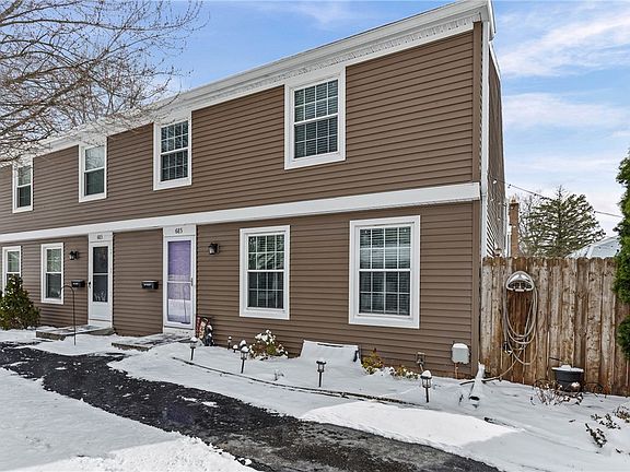 3rd image of 685 Hidden Valley Rd