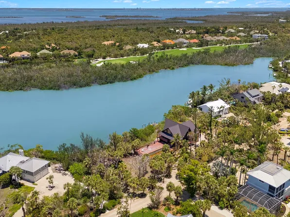 5770 Pine Tree Dr, Sanibel, FL 33957