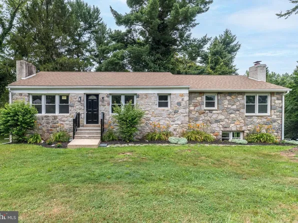 219 Stoney Run Rd, Spring City, PA 19475