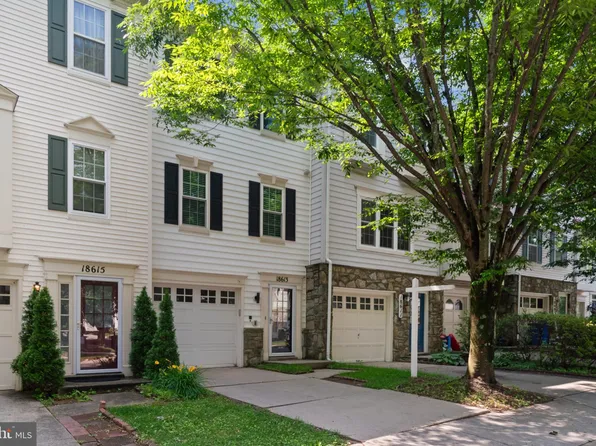 18613 Village Fountain Dr, Germantown, MD 20874