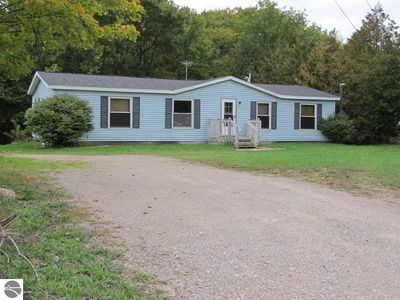 250 W Burdickville Rd, Maple City, MI, 49664