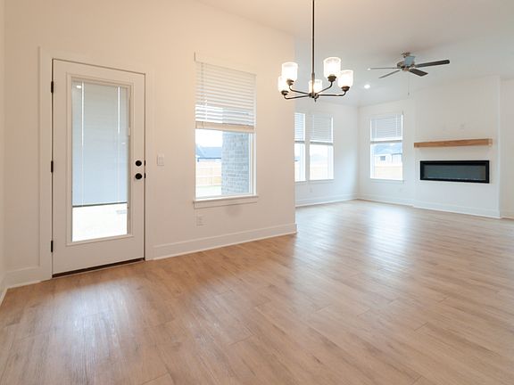 5th image of 525 W Gosling Isle