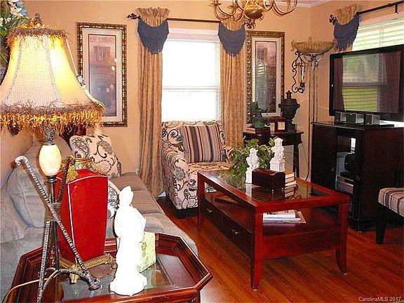 4th image of 212 Morris St #81-85