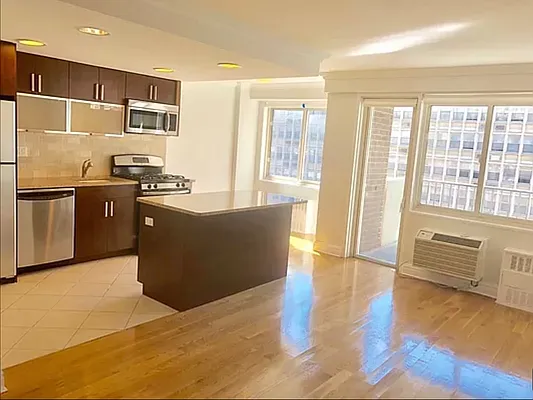 Rented by A&E Real Estate Management | media 1