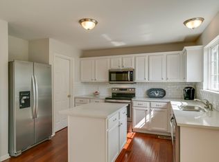 2002 Towhee Ct, Spring Hill, TN 37174