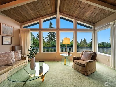 5418 NE 200th Place, Seattle, WA, 98155