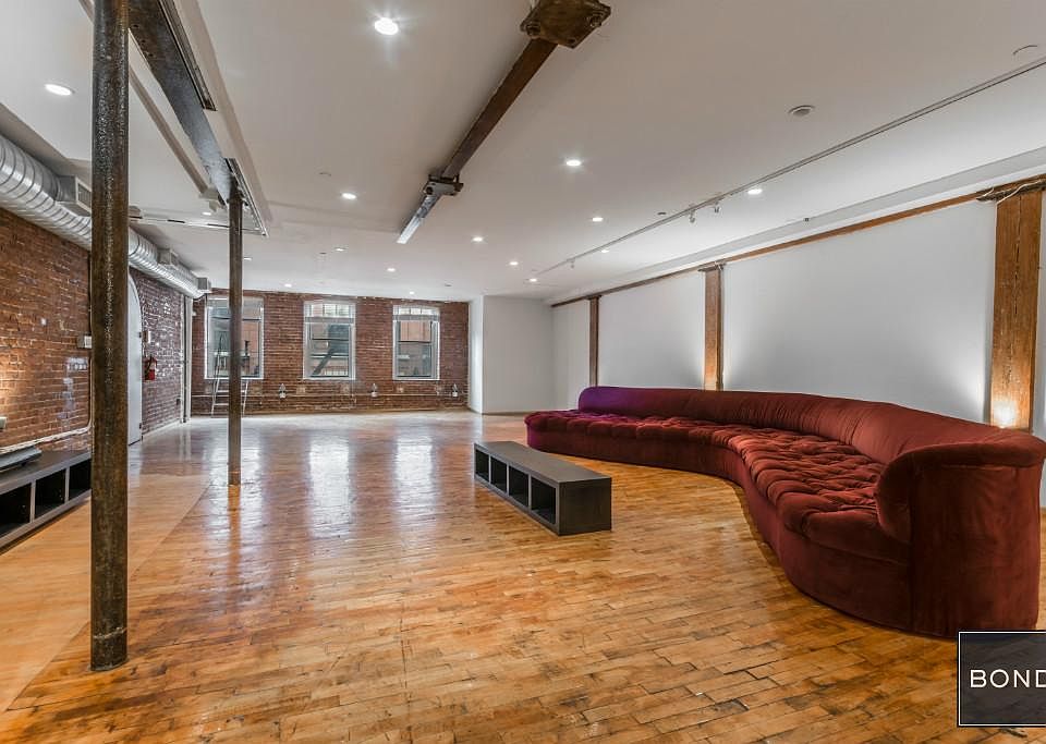 1st image of 132 Mulberry St APT 4E