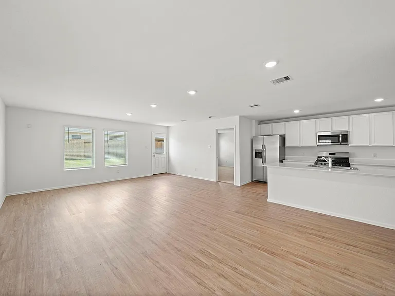 1524 Twilight Green Dr — Photo 4