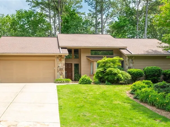 4030 Muirfield Ln, Marietta, GA 30068