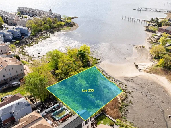 1453 Bayshore Ave, Bronx, NY 10465