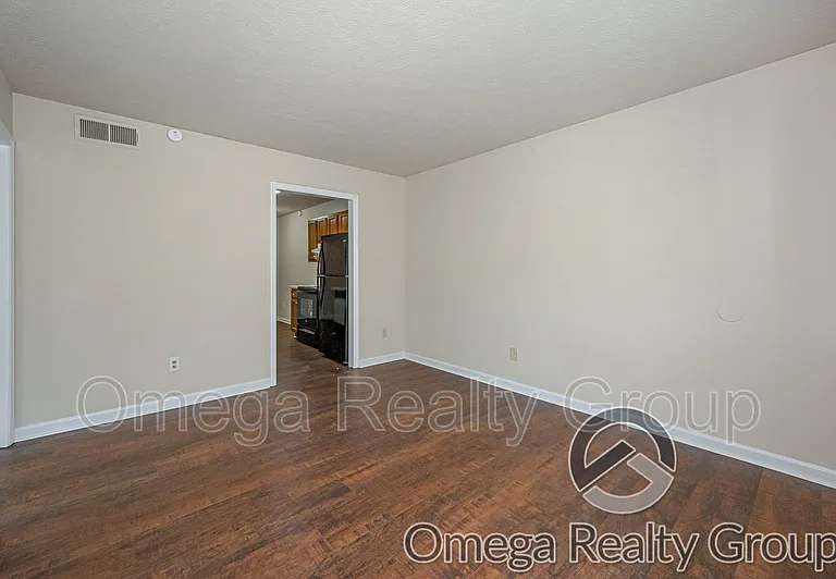 1801 Carson Rd #4 — Photo 6