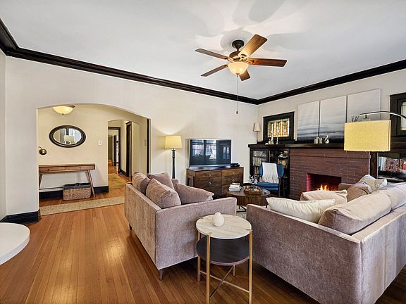 4th image of 1329 W Thorndale Ave APT 1