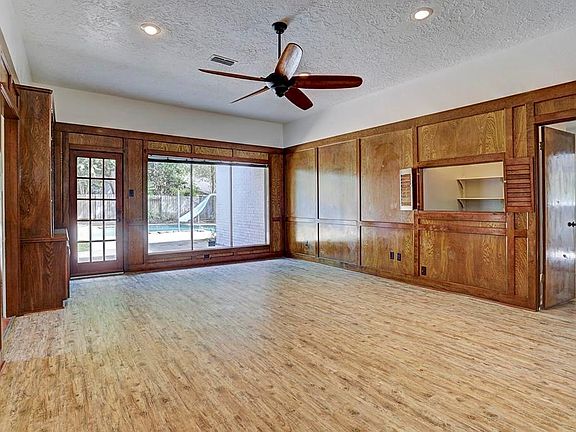5th image of 12431 Wrenthorpe Dr