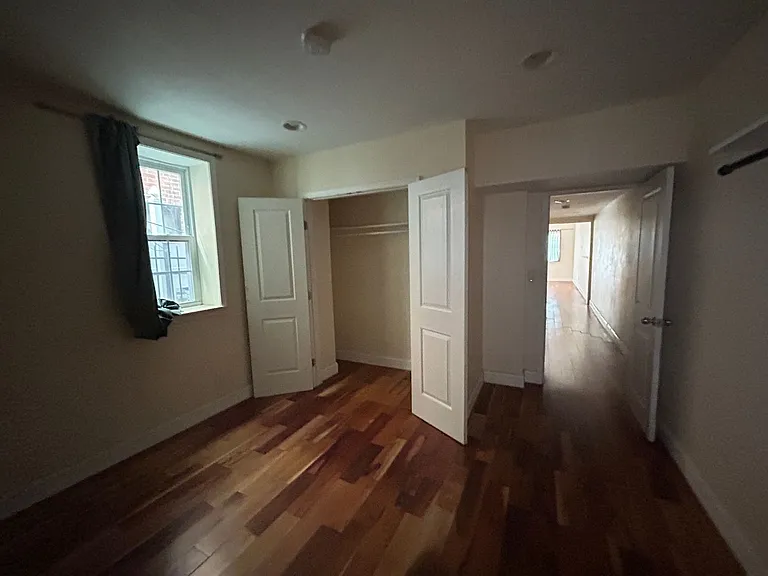 1635 S Broad st — Photo 10