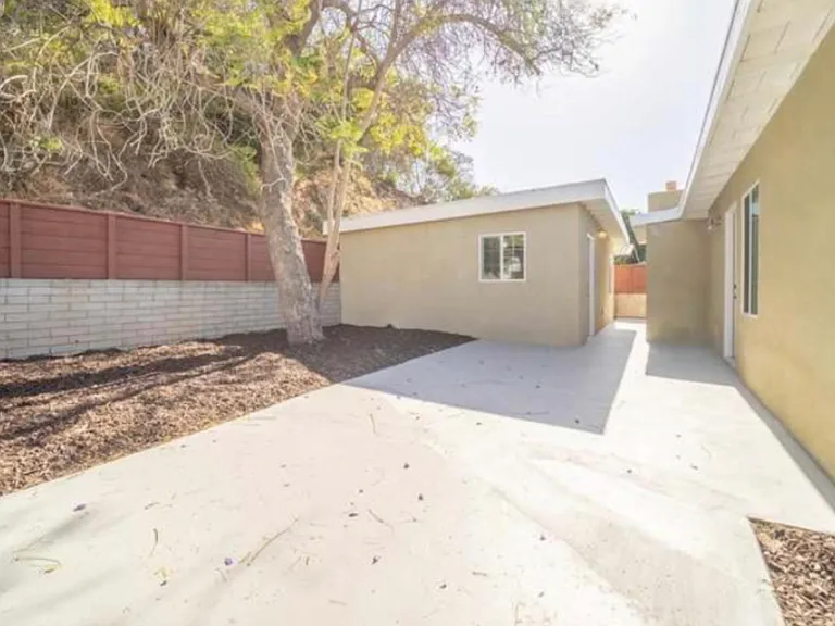 6145 Streamview Dr — Photo 14