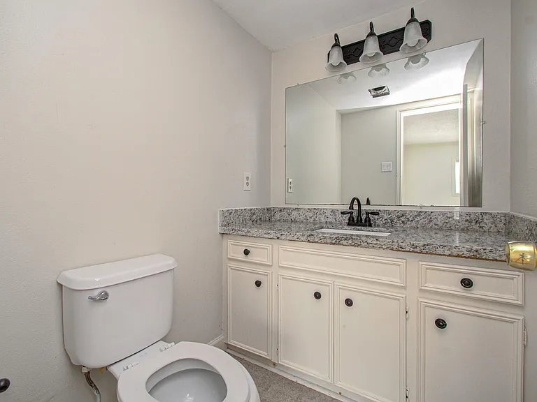 823 S Ripple Creek Dr — Photo 14