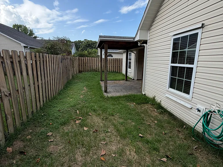 214 Mirabelle Cir — Photo 19