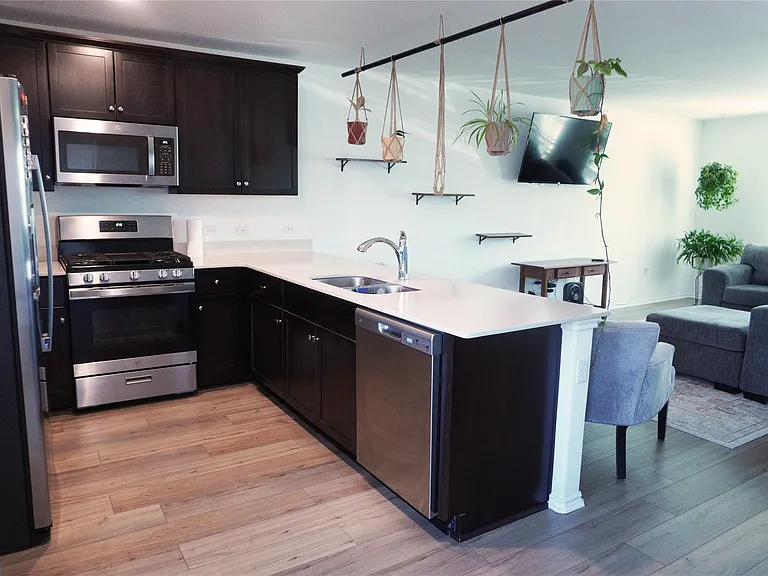 13804 Knights Branch Dr — Photo 6
