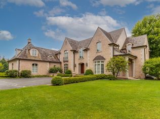 1670 Tallgrass Ln, Lake Forest, IL 60045