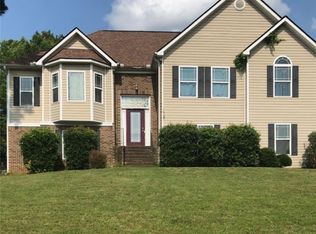 92 Pulaski Ave, Hampton, GA 30228