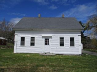 7 W Franklin Rd, Franklin, ME 04634