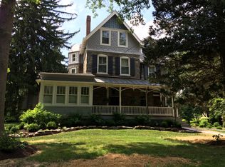 410 Cedar Ln, Swarthmore, PA 19081