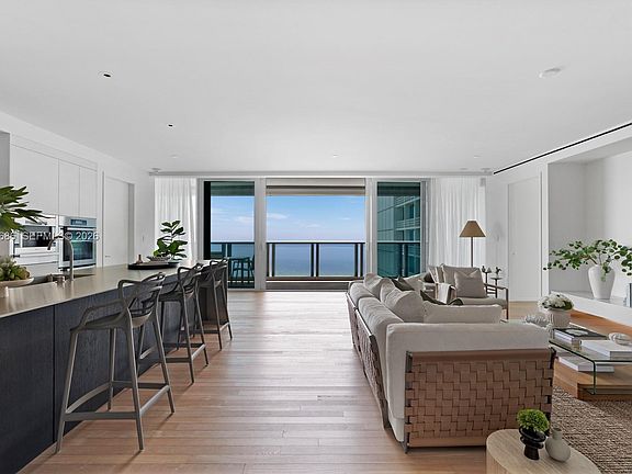 2nd image of 2901 Collins Ave #1001