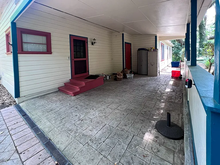 411 NW 26th St — Photo 29