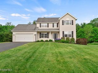 21 Apple Tree Ln, Wilton, NY 12831