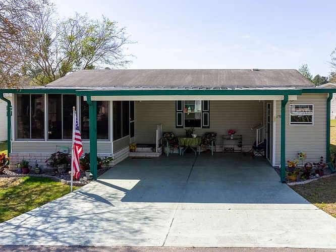 1st image of 10620 SW 27th Ave #J-10