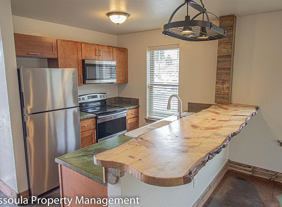 2nd image of 11081 Old Toby Ct #101-11081-