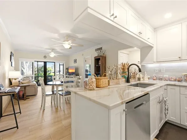 17 N Collier BLVD #5-107, MARCO ISLAND, FL 34145