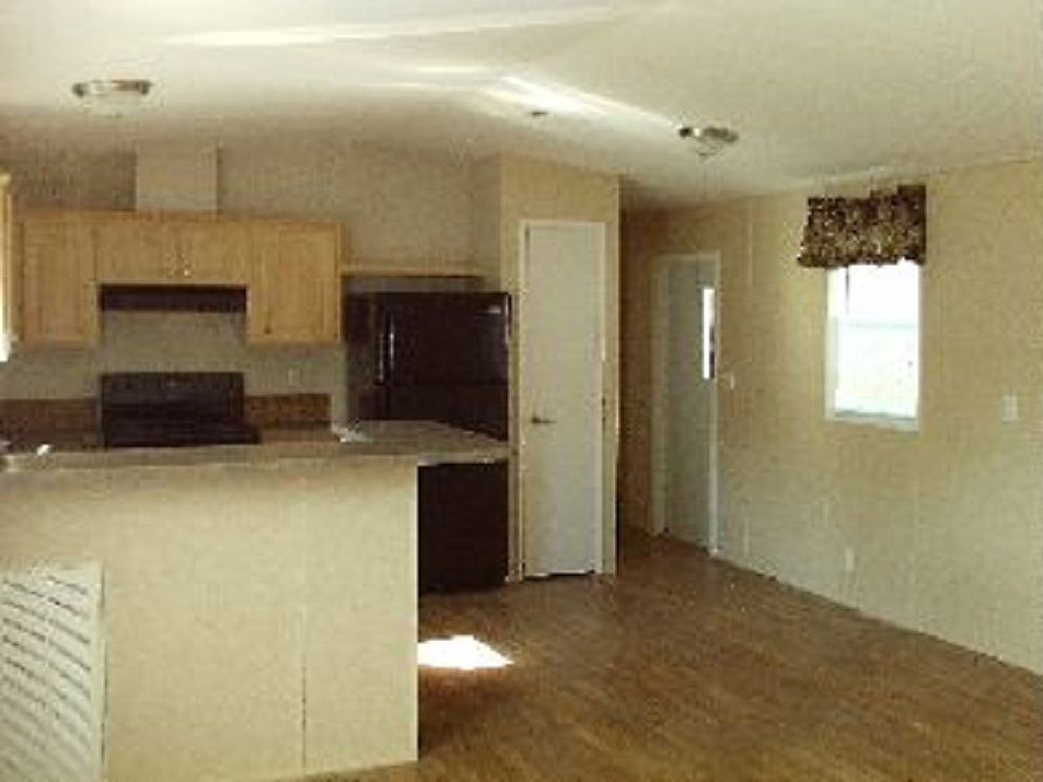 2nd image of 4522 Sundown Ln