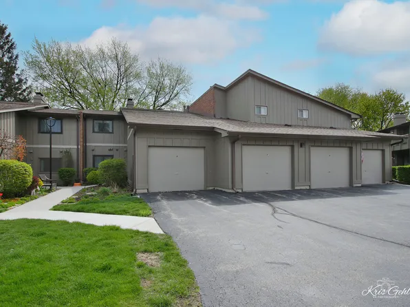 2S427 Emerald Green Dr #39-B, Warrenville, IL 60555