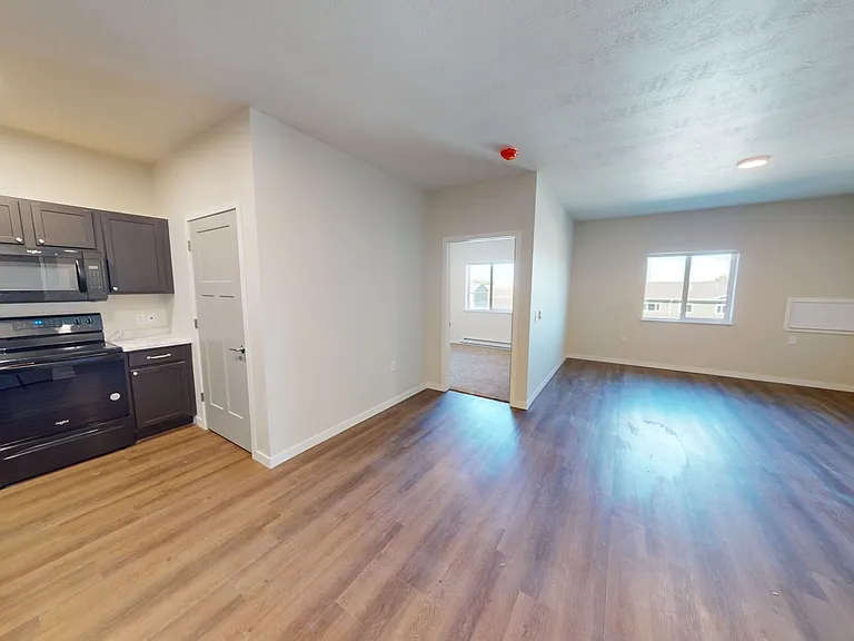 Maple Pass Apartments and Townhomes in Hartford, SD — Photo 17