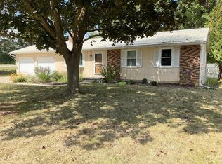 1156 Smith Rd, Ashland, OH 44805