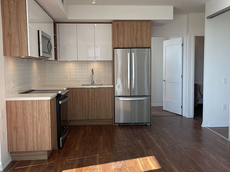 25 Holly St #1107 — Photo 3
