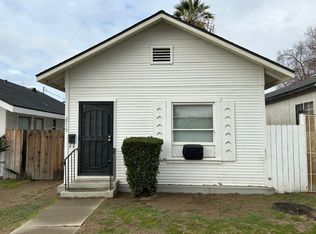 2715 L St, Bakersfield, CA 93301
