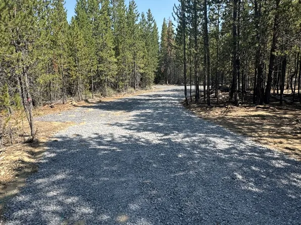 Calico Way, Crescent Lake, OR 97733