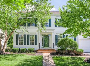 4916 Hampsted Sq E, New Albany, OH 43054