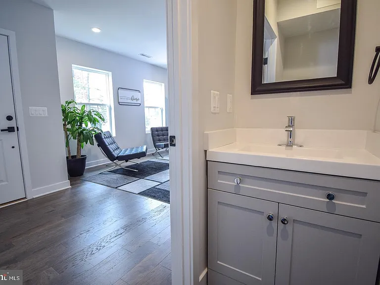 8276 Safarian Way — Photo 7